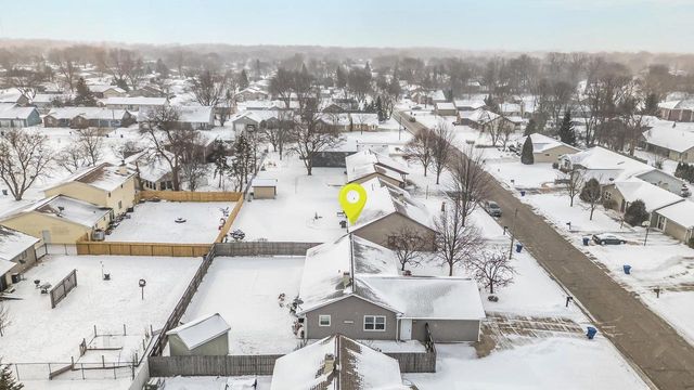 1253 MEADOWVIEW DRIVE, Menasha, WI 54952
