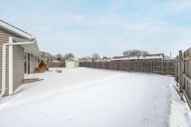 1253 MEADOWVIEW DRIVE, Menasha, WI 54952