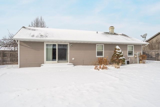 1253 MEADOWVIEW DRIVE, Menasha, WI 54952