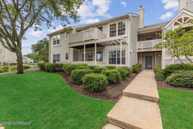 425 Winterberry Court, Howell, NJ 07731