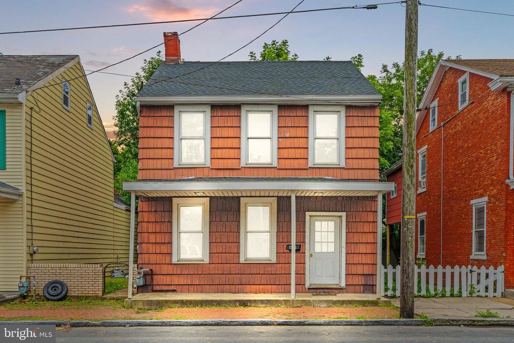 612 WALNUT ST, Lebanon, PA 17042