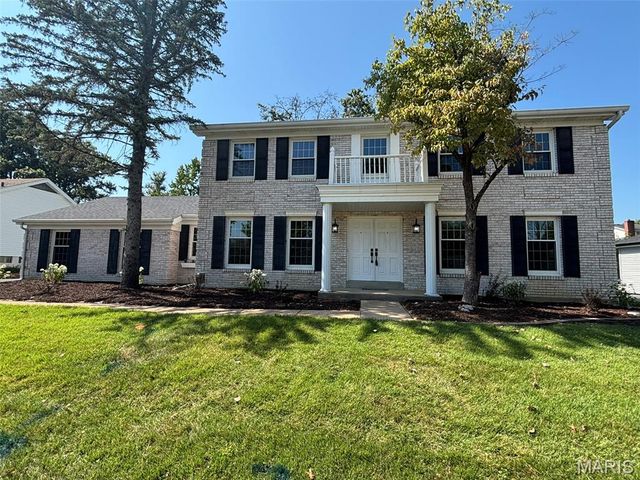 1917 Dovercliff Court, Chesterfield, MO 63017