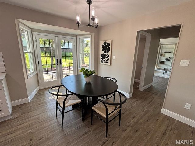 1917 Dovercliff Court, Chesterfield, MO 63017
