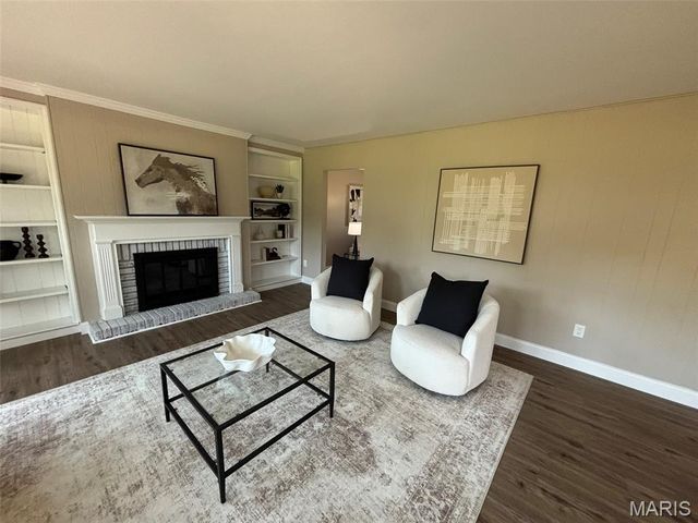 1917 Dovercliff Court, Chesterfield, MO 63017