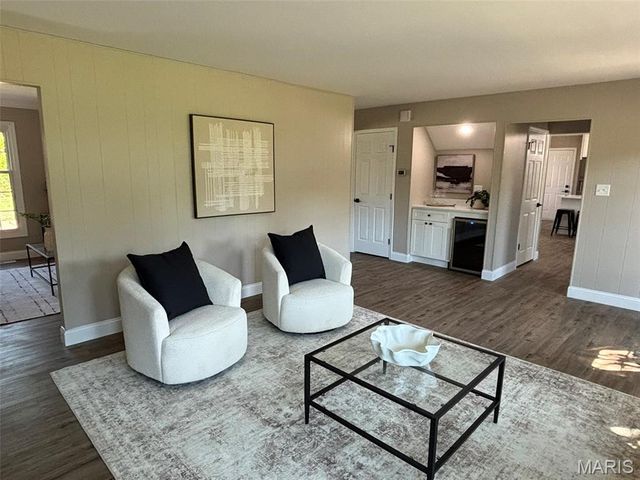 1917 Dovercliff Court, Chesterfield, MO 63017
