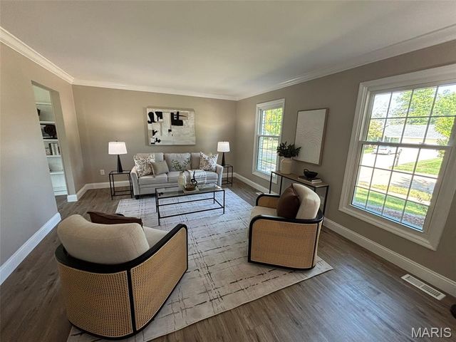 1917 Dovercliff Court, Chesterfield, MO 63017