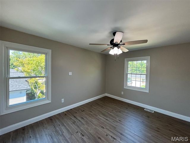 1917 Dovercliff Court, Chesterfield, MO 63017