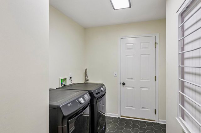 3035 Canyon Overlook, Burlington, KY 41005
