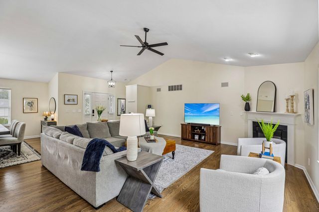3035 Canyon Overlook, Burlington, KY 41005