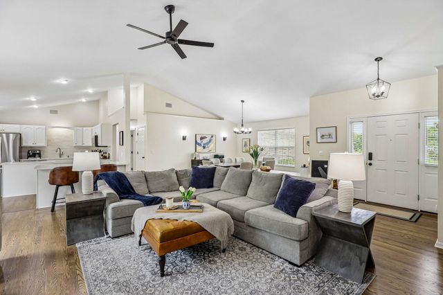 3035 Canyon Overlook, Burlington, KY 41005
