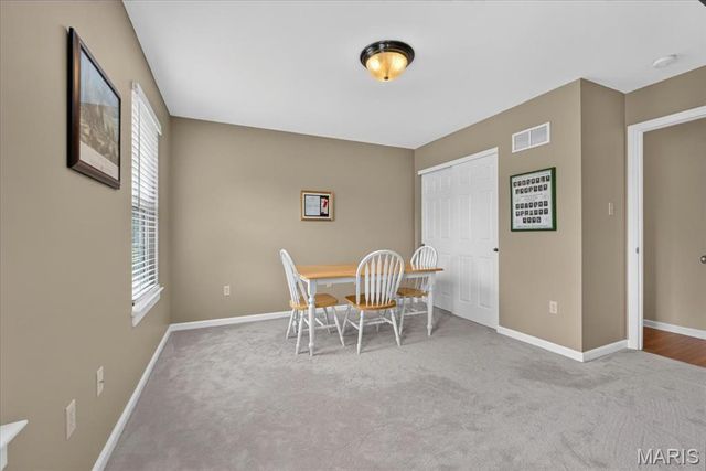 9326 Caddyshack Circle, St Louis, MO 63127