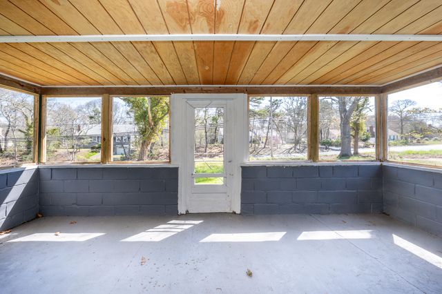 50 Silver Oak Road, Eastham, MA 02642