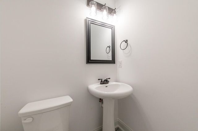 350 Country Glen Avenue, Graniteville, SC 29829