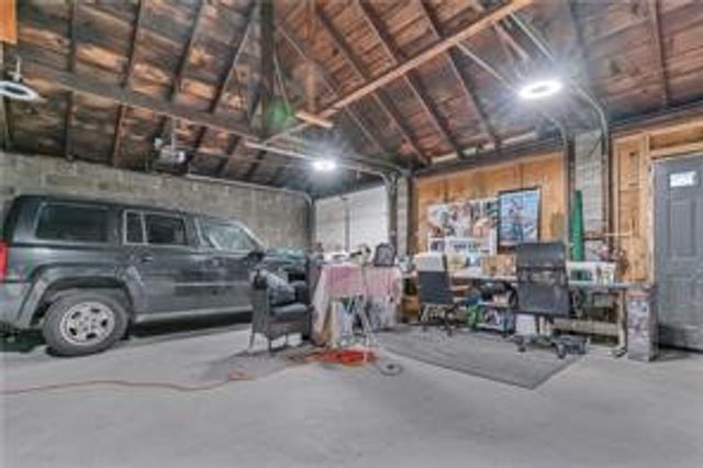 215 Kenyon Avenue, Pawtucket, RI 02861