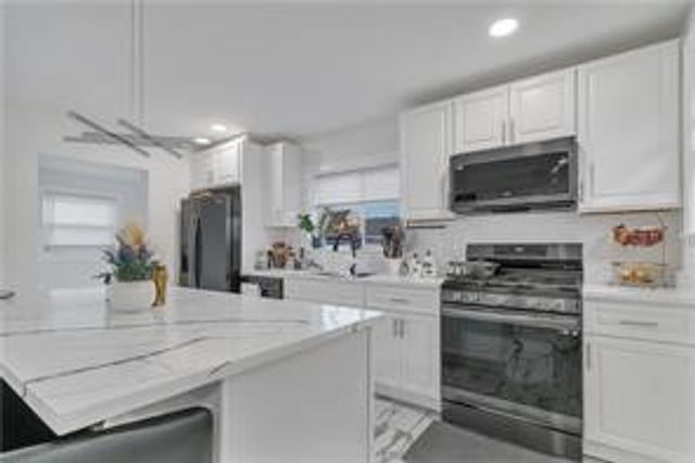 215 Kenyon Avenue, Pawtucket, RI 02861