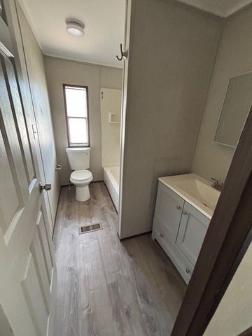9475 Pinewood Drive, Hawk Cove, TX 75474