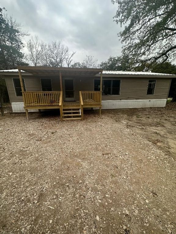 9475 Pinewood Drive, Hawk Cove, TX 75474