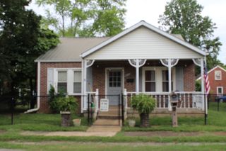 102 Oak Ave, Centerville, TN 37033
