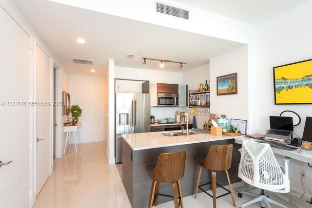 55 SE 6th St 4308, Miami, FL 33131