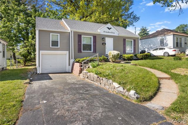 7720 Brocton Court, Bel-nor, MO 63121