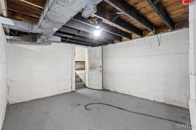 7720 Brocton Court, Bel-nor, MO 63121
