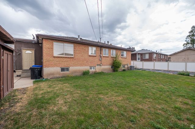 1545 N 300 W, Bountiful, UT 84010
