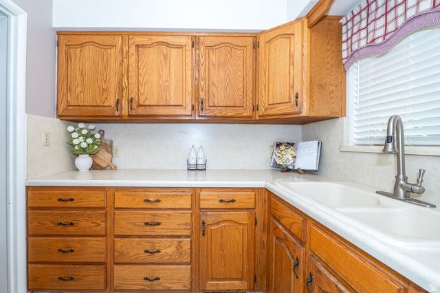 1545 N 300 W, Bountiful, UT 84010