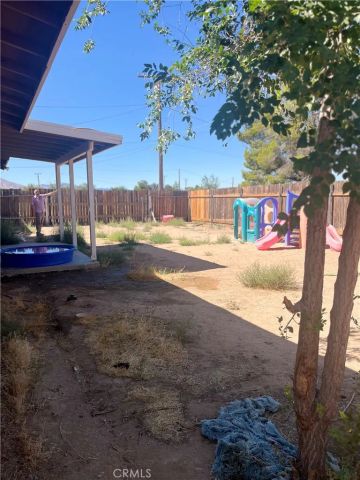 13252 NW Navajo Road, Apple Valley, CA 92308