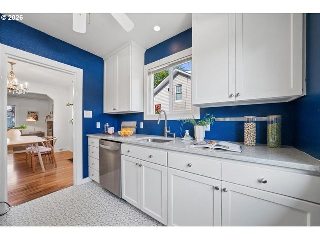 2023 Se YUKON St, Portland, OR 97202
