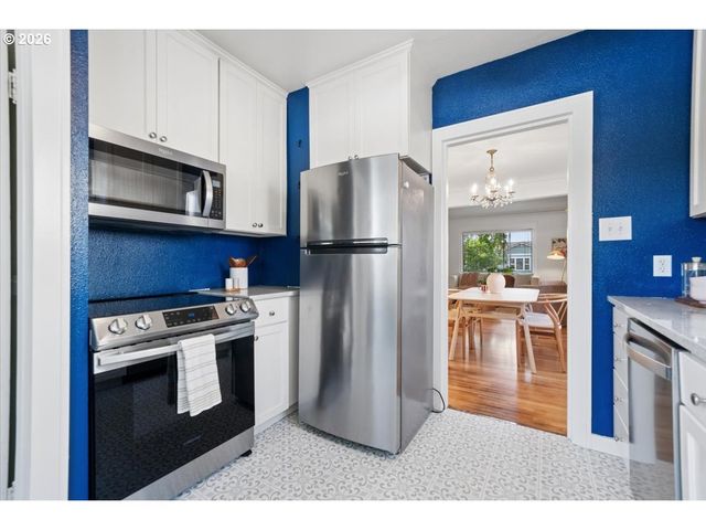 2023 Se YUKON St, Portland, OR 97202