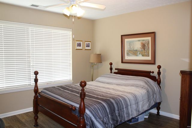 3030 Gardenia Drive, Evansville, IN 47715
