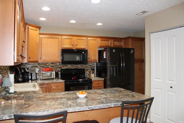 3030 Gardenia Drive, Evansville, IN 47715
