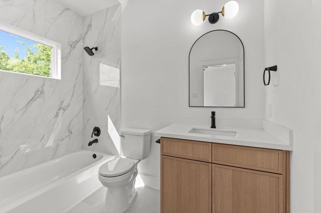 3344 Sauer Street, Houston, TX 77004