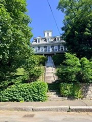 31 Prospect St 3, Marblehead, MA 01945
