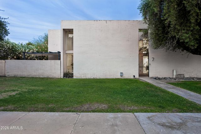 930 S DOBSON Road 7, Mesa, AZ 85202