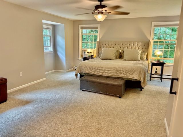 19 E Applewood, Charlton, MA 01507