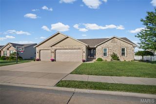 25 Rosin Drive, Highland, IL 62249