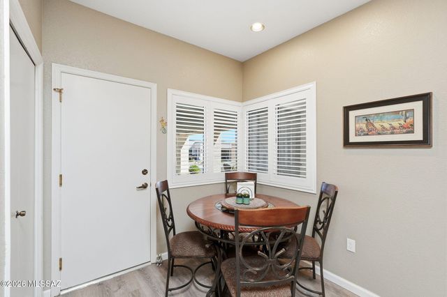 921 W Via Del Pardillo, Green Valley, AZ 85622