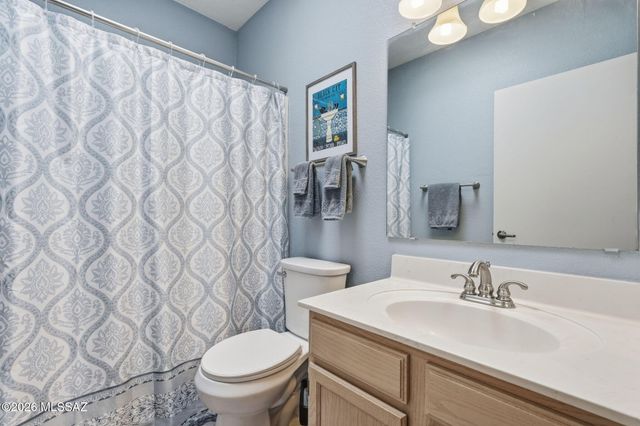 921 W Via Del Pardillo, Green Valley, AZ 85622