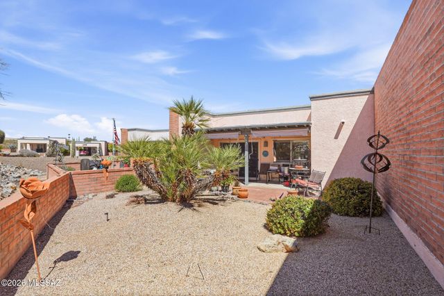 921 W Via Del Pardillo, Green Valley, AZ 85622