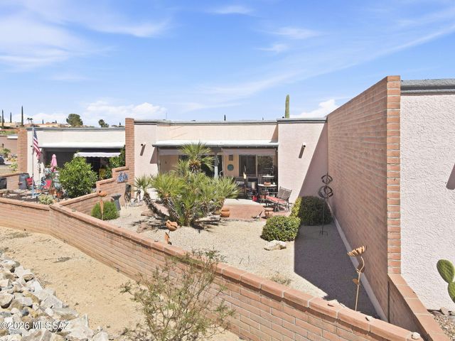 921 W Via Del Pardillo, Green Valley, AZ 85622