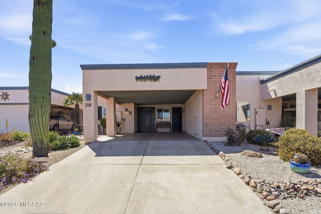 921 W Via Del Pardillo, Green Valley, AZ 85622