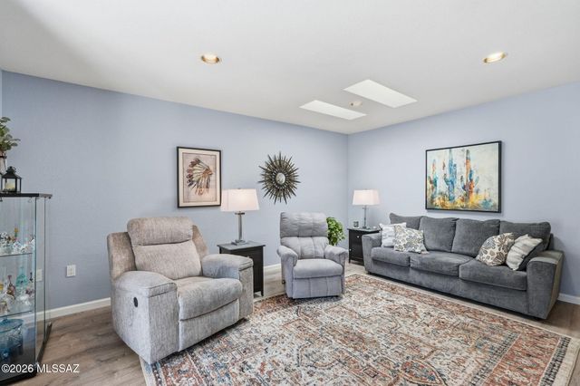 921 W Via Del Pardillo, Green Valley, AZ 85622