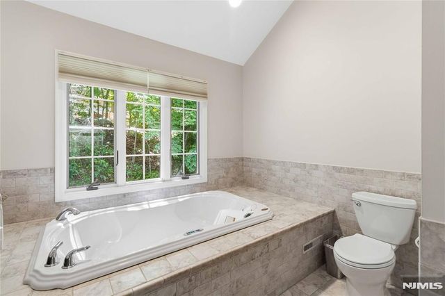 913 High Mountain Road, North Haledon, NJ 07508