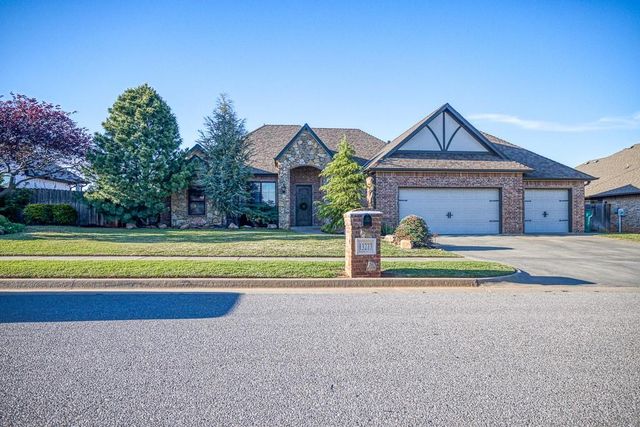 13213 NW 1st Terrace, Yukon, OK 73099