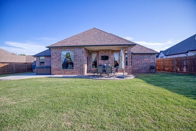 13213 NW 1st Terrace, Yukon, OK 73099