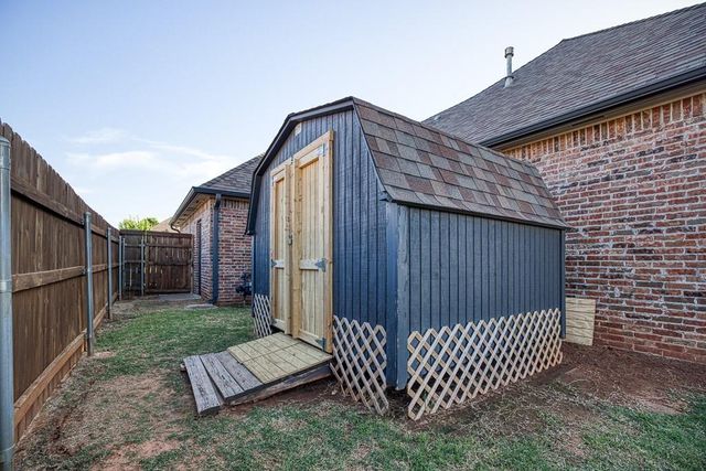 13213 NW 1st Terrace, Yukon, OK 73099