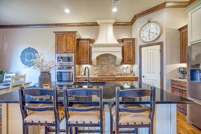 13213 NW 1st Terrace, Yukon, OK 73099