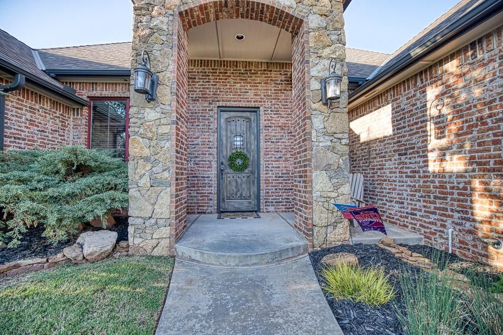 13213 NW 1st Terrace, Yukon, OK 73099