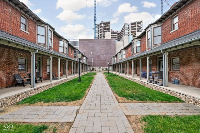 1446 N Illinois Street, Indianapolis, IN 46202